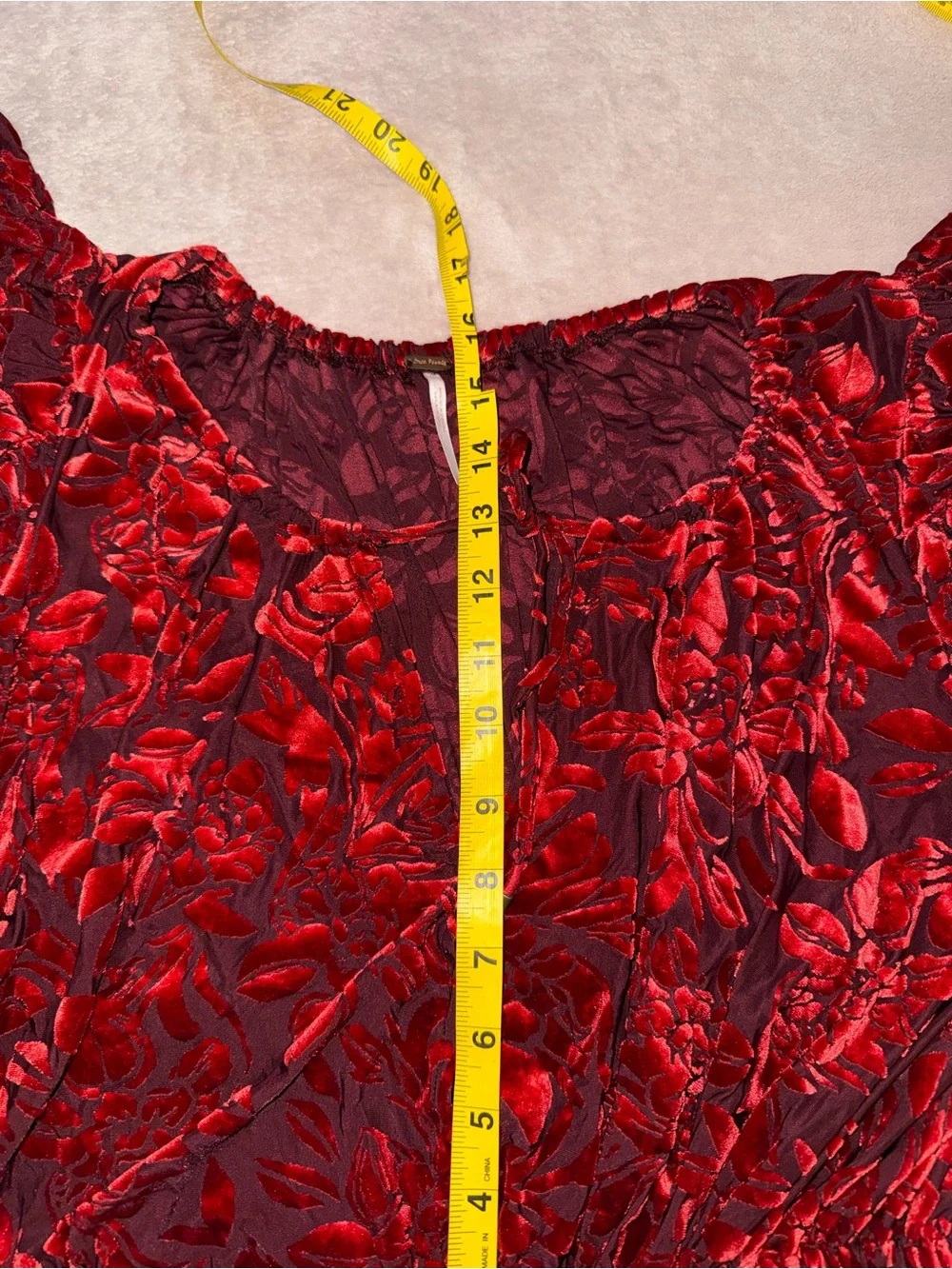 Free people red floral velveteen dreams blouse size S
